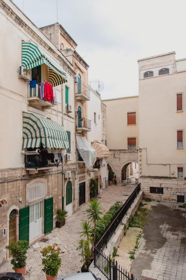 Hotel Palazzo Le Travi Bari Exterior foto