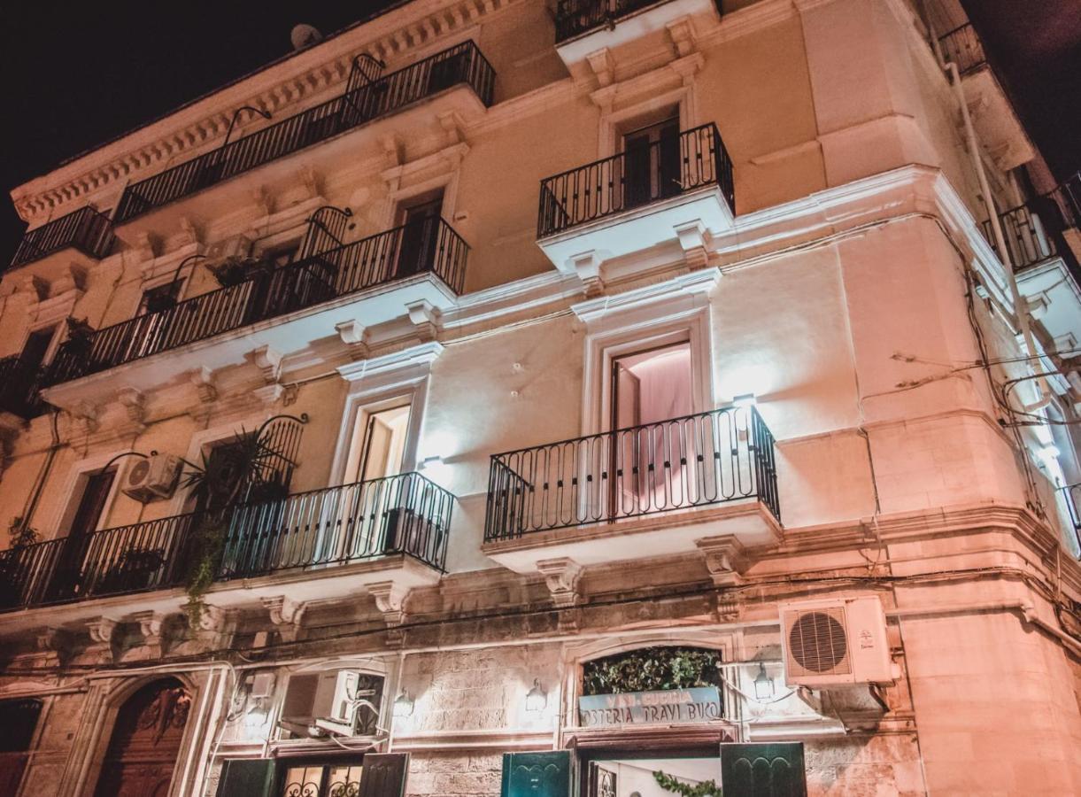 Hotel Palazzo Le Travi Bari Exterior foto