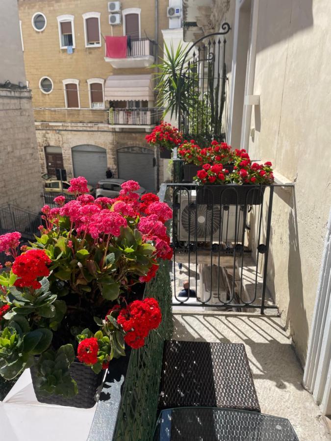Hotel Palazzo Le Travi Bari Exterior foto